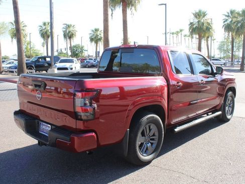 Used 2025 Nissan Frontier SV w/ SV Convenience Package RWD image 6