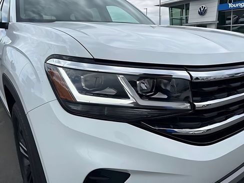 Used 2023 Volkswagen Atlas SE w/ Black Wheel Package AWD/4WD image 10