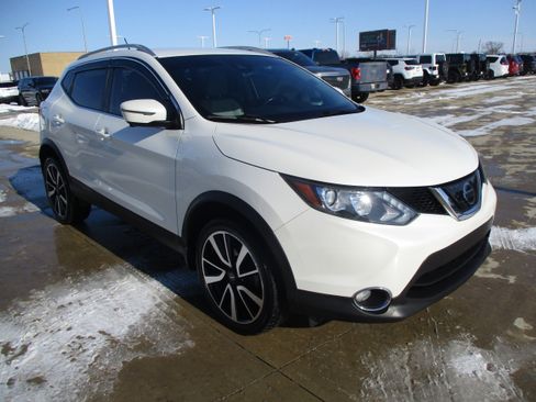Used 2019 Nissan Rogue Sport SL image 8