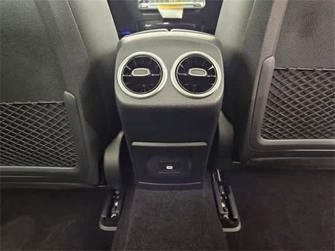 Certified 2025 Mercedes-Benz CLA 250 4MATIC image 39