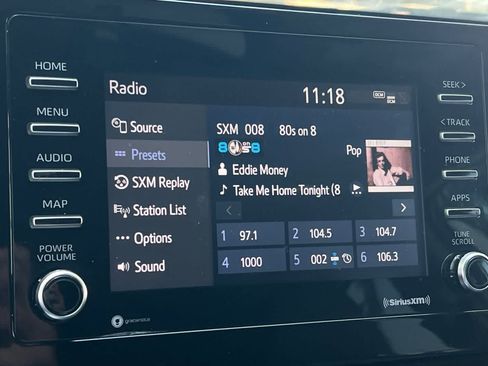 Used 2021 Toyota Camry SE FWD image 19