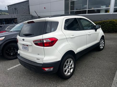 Used 2020 Ford EcoSport SE w/ SE Convenience Package image 6