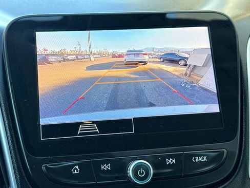 Used 2024 Chevrolet Malibu LS image 17