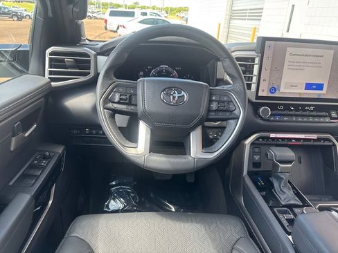 Used 2025 Toyota Tundra Limited image 4