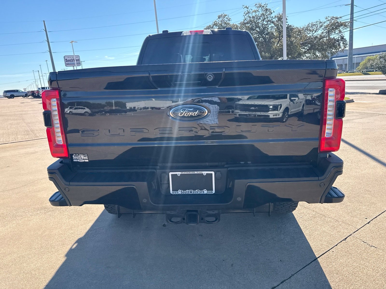 Used 2025 Ford F250 Lariat w/ Lariat Ultimate Package AWD/4WD image 6