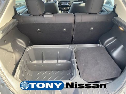 Used 2018 Nissan Leaf SV FWD image 29