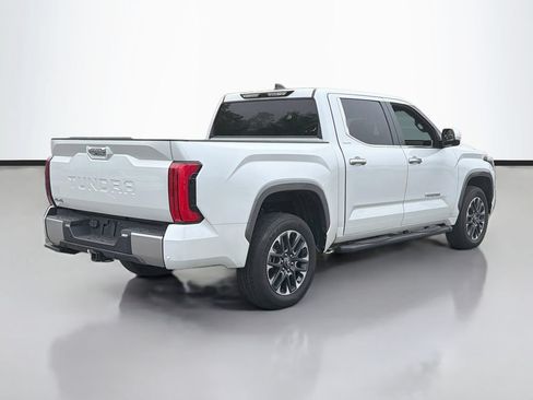 Used 2025 Toyota Tundra Limited AWD/4WD image 5