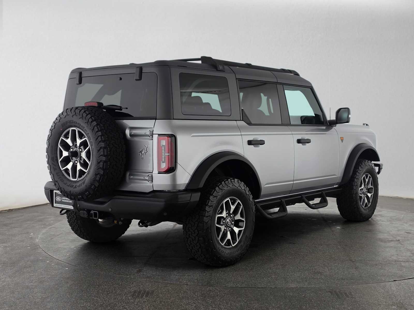 Used 2024 Ford Bronco Badlands AWD/4WD image 5