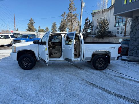 Used 2008 Chevrolet Silverado 1500 LTZ image 8