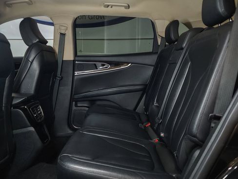 Used 2022 Lincoln Nautilus Standard image 42