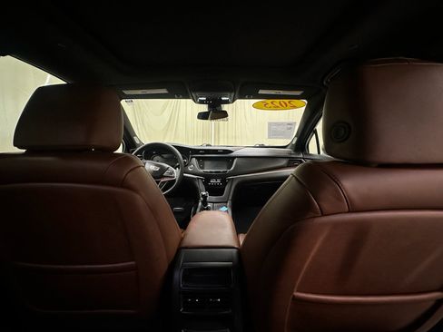Certified 2025 Cadillac XT5 Sportv AWD/4WD image 21