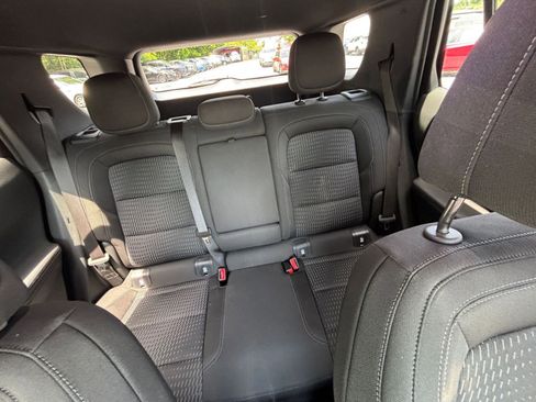 Used 2025 Chevrolet Equinox LT FWD image 32