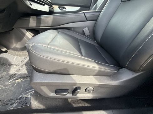 Used 2025 Nissan Murano SL AWD/4WD image 14
