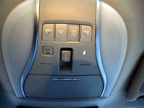 Used 2017 INFINITI Q70 L 3.7 w/ Deluxe Touring Package image 26