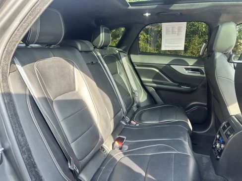 Used 2020 Jaguar F-PACE S image 23