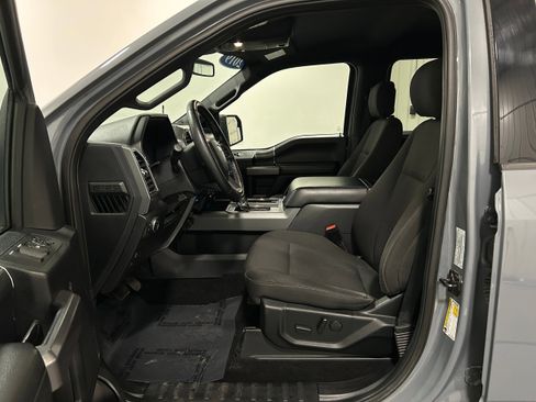 Used 2019 Ford F150 XLT w/ Equipment Group 302A Luxury image 3
