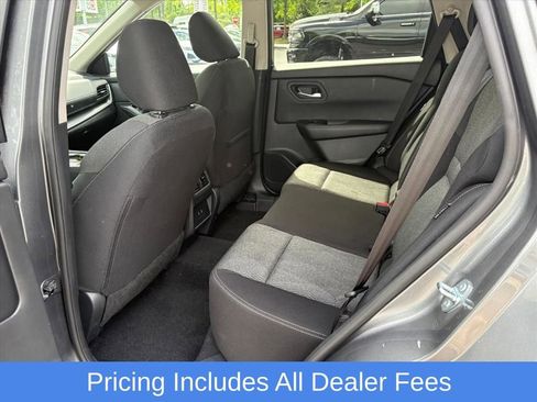 Used 2025 Nissan Rogue SV AWD/4WD image 20