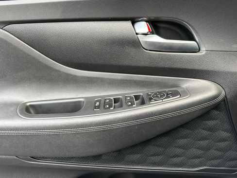 Used 2022 Hyundai Santa Fe SEL Convenience w/ Cargo Package image 11