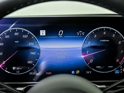 Used 2022 Mercedes-Benz S 580 4MATIC Sedan w/ AMG Line Package image 22