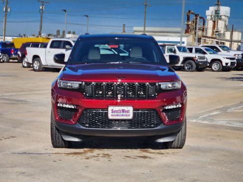 New 2025 Jeep Grand Cherokee Limited image 6