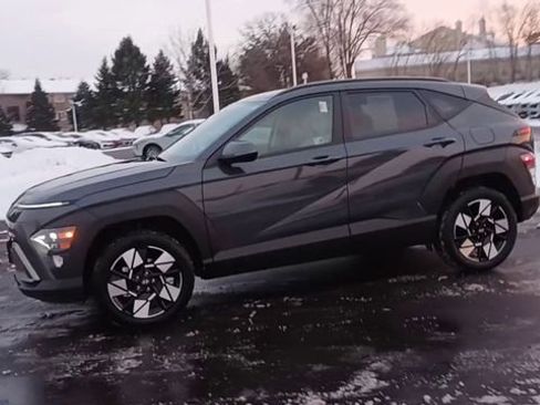 Used 2024 Hyundai Kona SEL image 7