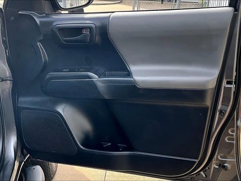 Used 2021 Toyota Tacoma SR w/ SR Convenience Package RWD image 21