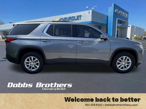 Used 2021 Chevrolet Traverse LT FWD image 9