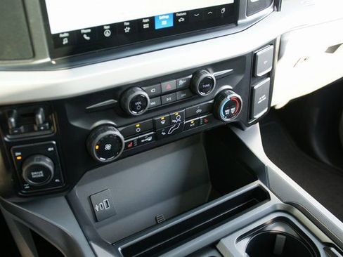 New 2026 Ford F350 XLT w/ XLT Premium Package image 28