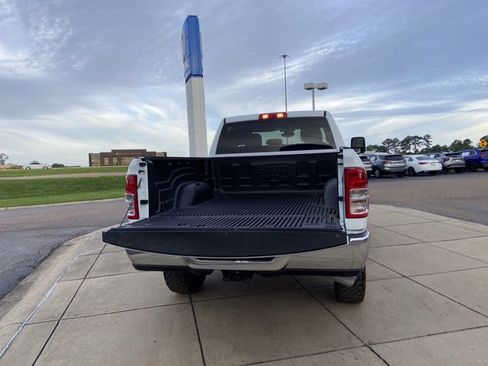 Used 2024 RAM 2500 Big Horn w/ Off Road Package AWD/4WD image 26