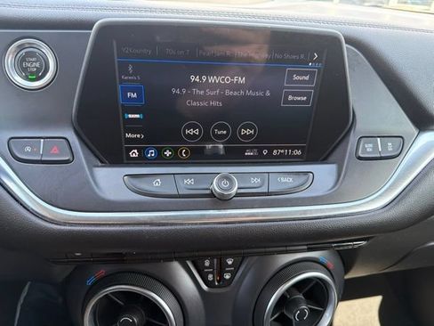 Used 2020 Chevrolet Blazer LT FWD image 14