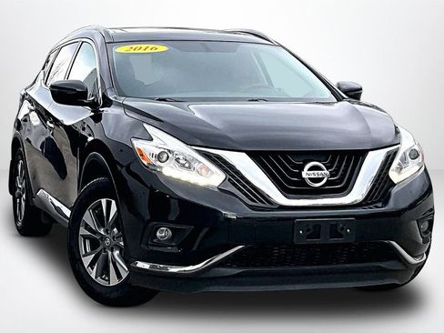 Used 2016 Nissan Murano SV AWD/4WD image 3