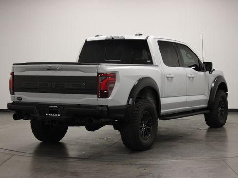 Used 2025 Ford F150 Raptor AWD/4WD image 8