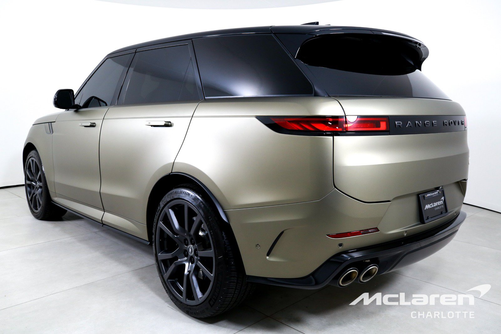 Used 2024 Land Rover Range Rover Sport SV Edition One Carbon Bronze AWD/4WD image 6
