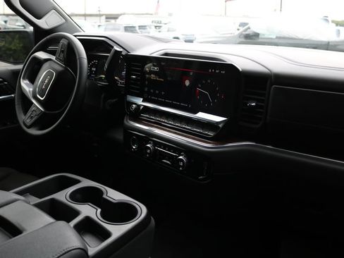 Used 2024 GMC Sierra 1500 Elevation w/ X31 Off-Road Package AWD/4WD image 20