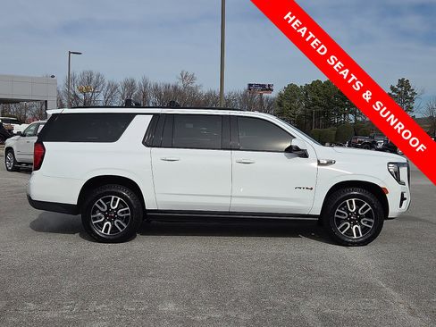 Used 2023 GMC Yukon XL AT4 w/ AT4 Premium Package image 6