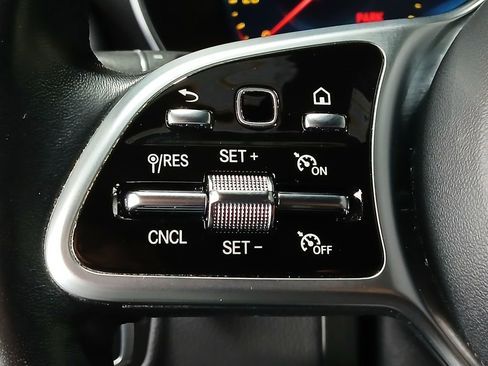 Certified 2022 Mercedes-Benz GLC 300 4MATIC image 27