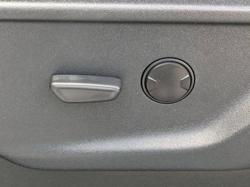 Used 2025 Ford F250 XLT image 17