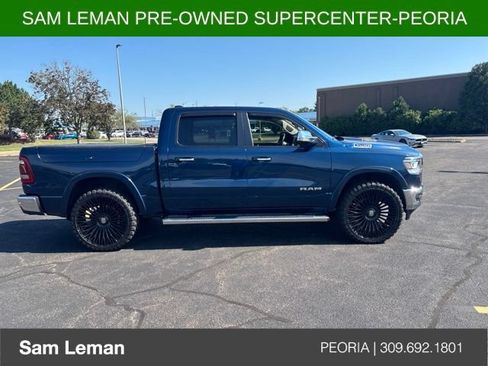 Used 2019 RAM 1500 Laramie AWD/4WD image 3