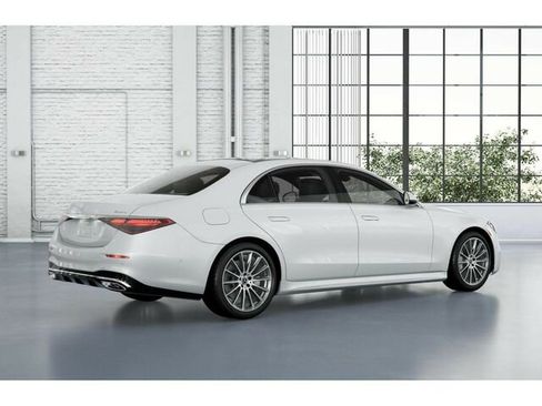 New 2026 Mercedes-Benz S 580 4MATIC Sedan image 21