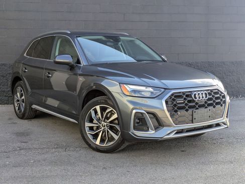 Used 2022 Audi Q5 2.0T Premium Plus image 3