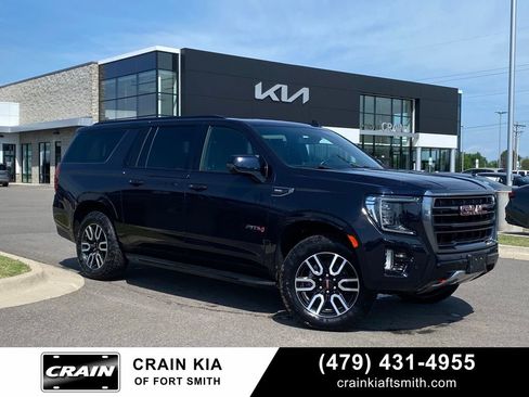 Used 2022 GMC Yukon XL AT4 AWD/4WD image 1