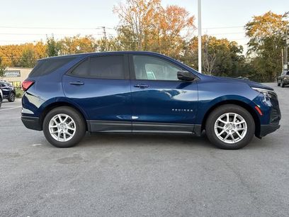 Used 2022 Chevrolet Equinox LS
