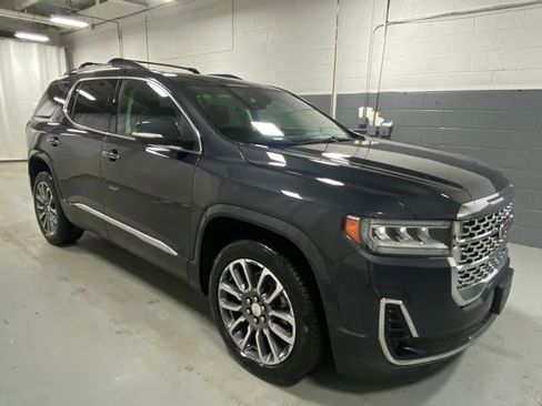 Used 2022 GMC Acadia Denali w/ Denali Ultimate Package AWD/4WD image 4