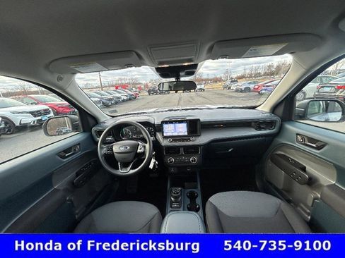 Used 2023 Ford Maverick XL image 29