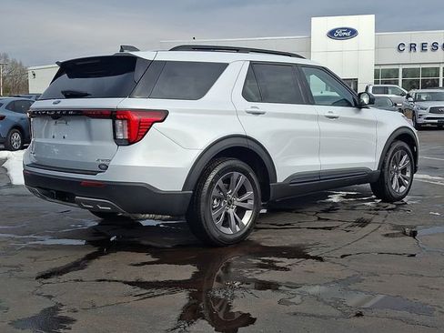 New 2026 Ford Explorer Active w/ Active Comfort Package image 7