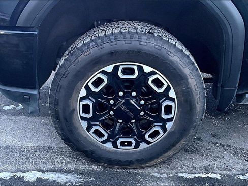 Used 2021 GMC Sierra 3500 Denali w/ Denali Ultimate Package image 9