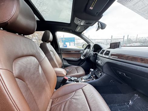 Used 2016 Audi Q3 2.0T Premium Plus w/ Technology Package image 11