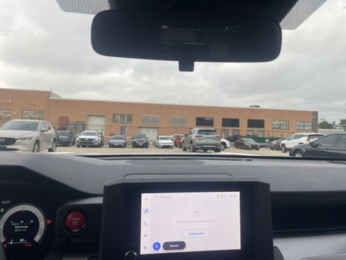 Used 2025 Toyota 4Runner TRD Off-Road image 18