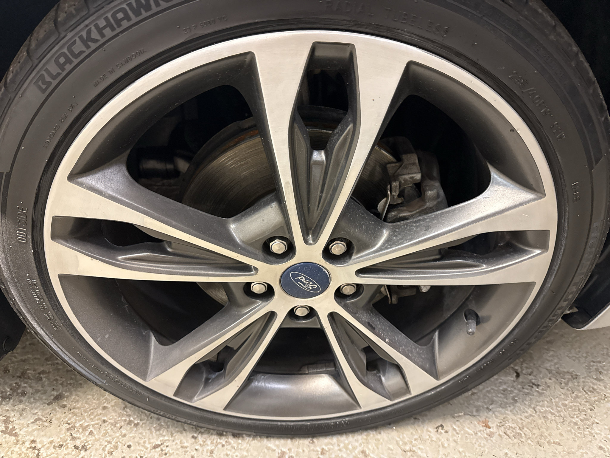 Used 2020 Ford Fusion Titanium FWD image 38