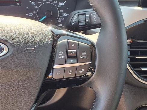 Used 2022 Ford Escape SE w/ Cold Weather Package image 19